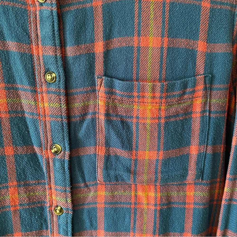 Roots blue and red check flannel shirt blouse size medium womens - Picture 4 of 15
